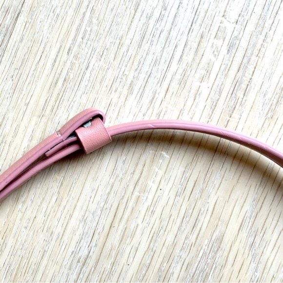 Thin Belt With 2 Flowers Closure - Picture 4 of 4